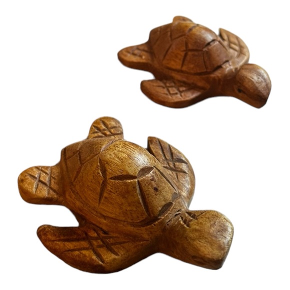 Maui Hawaii Hand Carved Sea Turtle Set NEW Nautical Coastal Home Decor Ocean - Picture 8 of 13